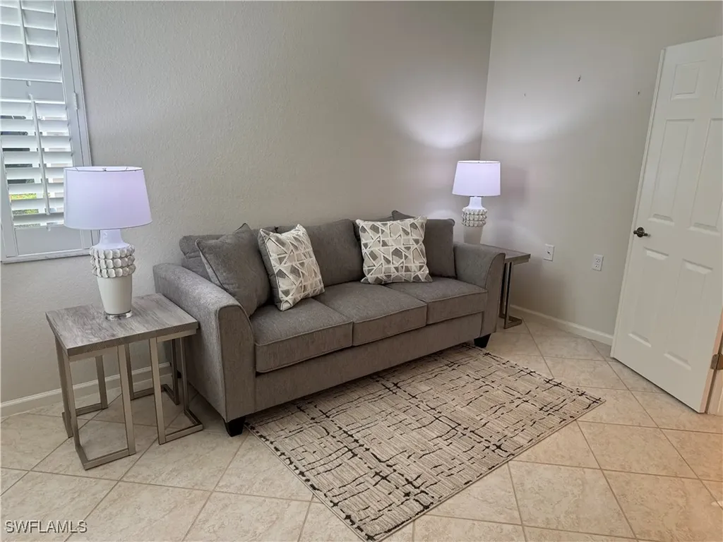 10015 Valiant Court Miromar Lakes FL 33913