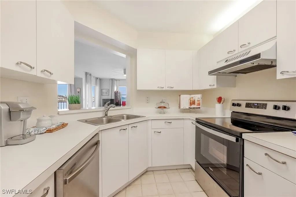 2885 Citrus Lake Drive Naples FL 34109