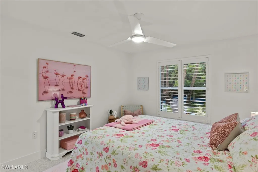 526 N Yachtsman Drive Sanibel FL 33957