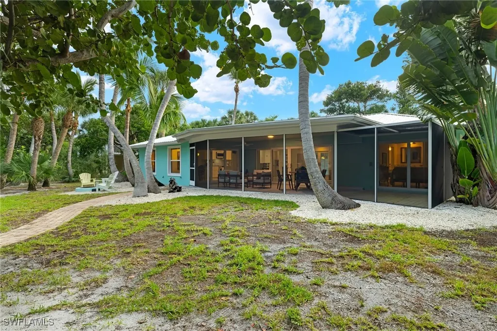 526 N Yachtsman Drive Sanibel FL 33957