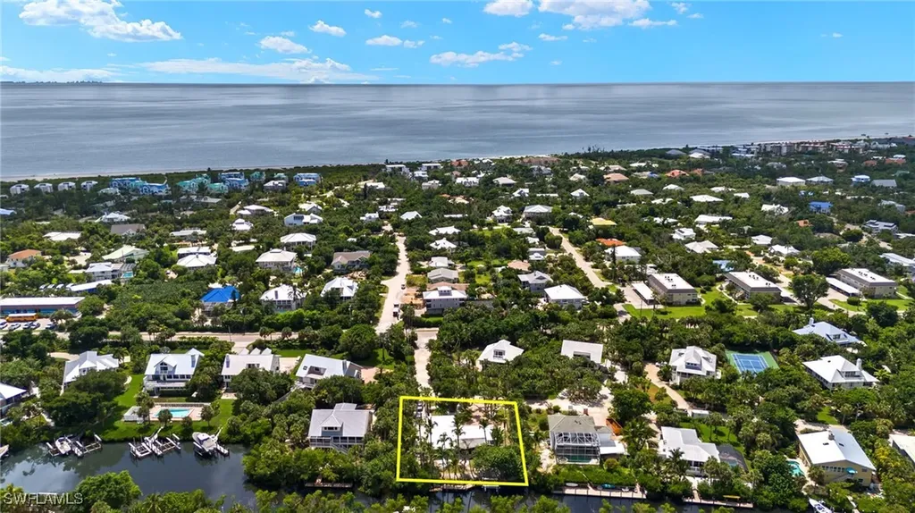 526 N Yachtsman Drive Sanibel FL 33957
