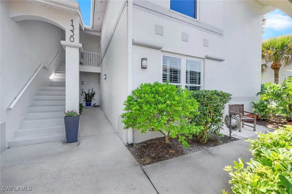 1330 Charleston Square Drive Naples FL 34110
