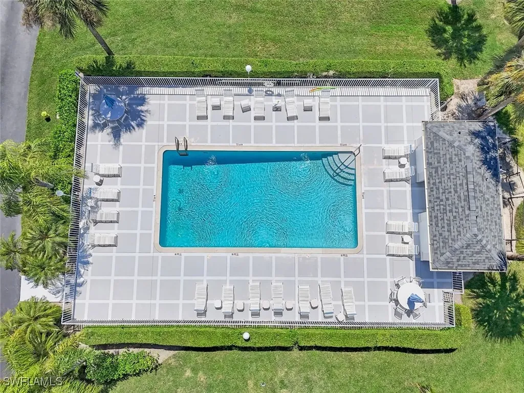 1330 Charleston Square Drive Naples FL 34110