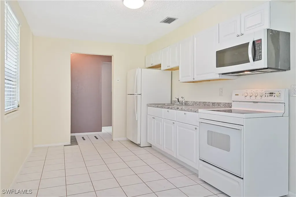 4417/4421 Ruthann Court North Fort Myers FL 33917