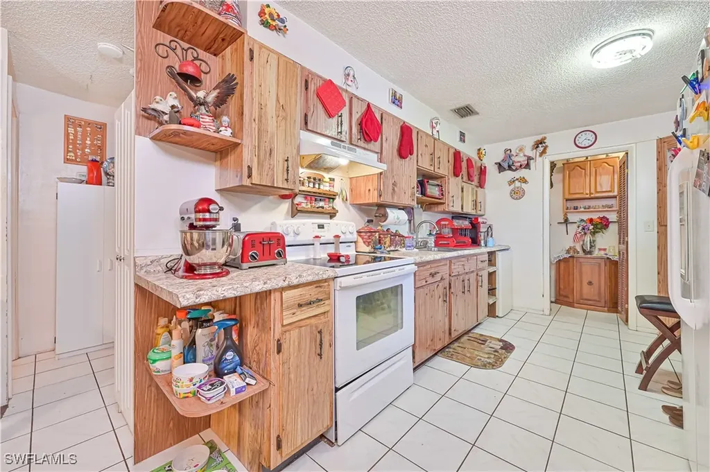 4417/4421 Ruthann Court North Fort Myers FL 33917