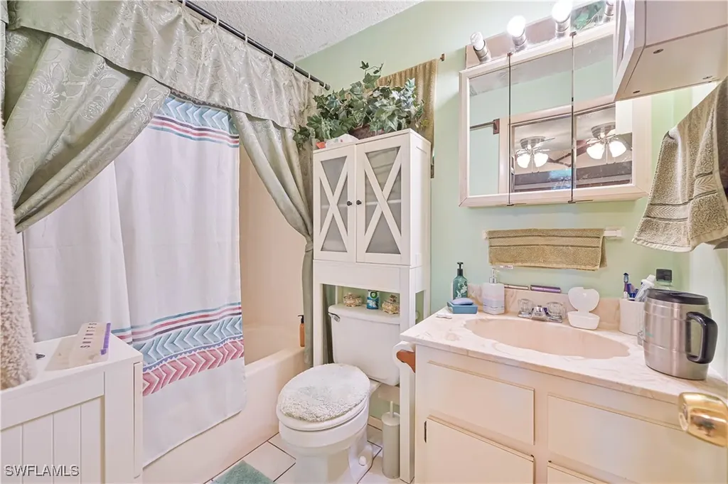 4417/4421 Ruthann Court North Fort Myers FL 33917