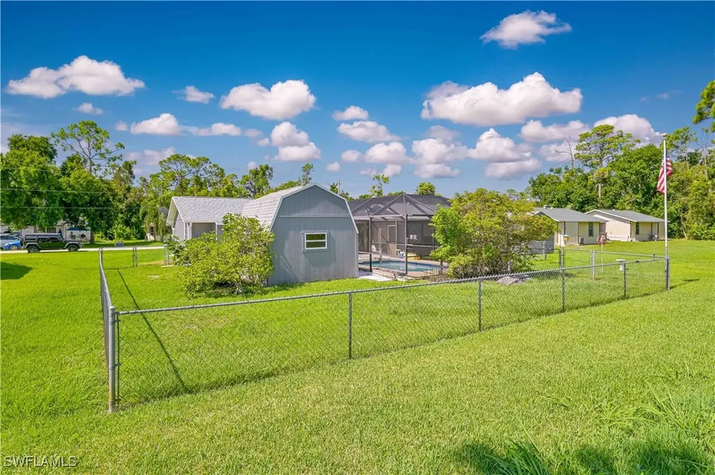 4417/4421 Ruthann Court North Fort Myers FL 33917