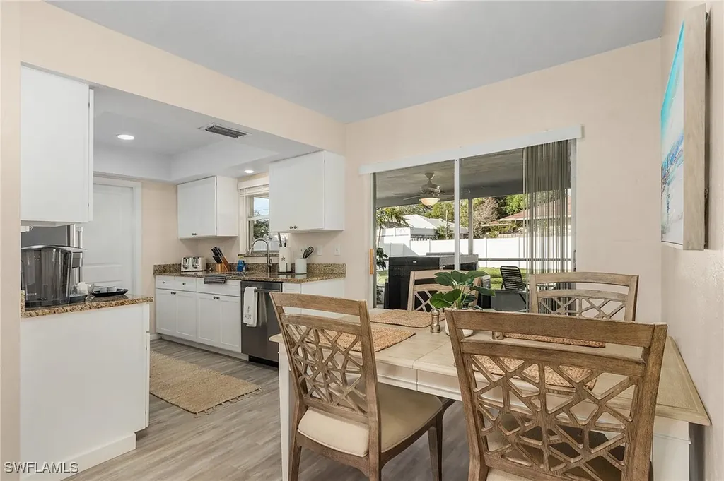 1075 Hilltop Drive Naples FL 34103
