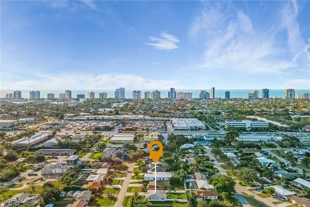 1075 Hilltop Drive Naples FL 34103