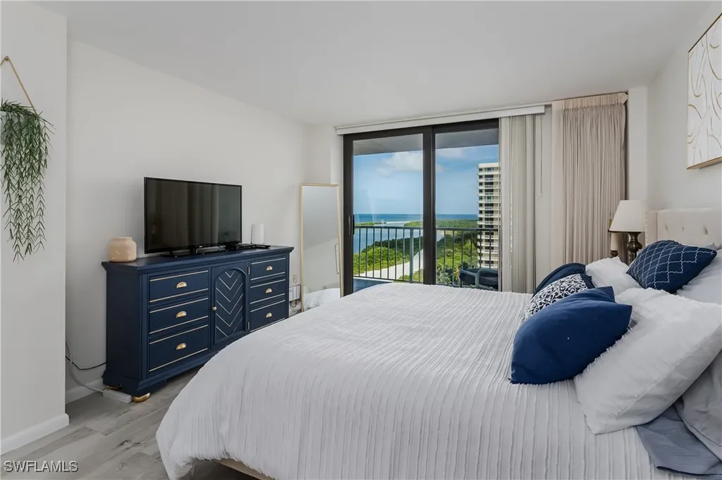 320 Seaview Court Marco Island FL 34145
