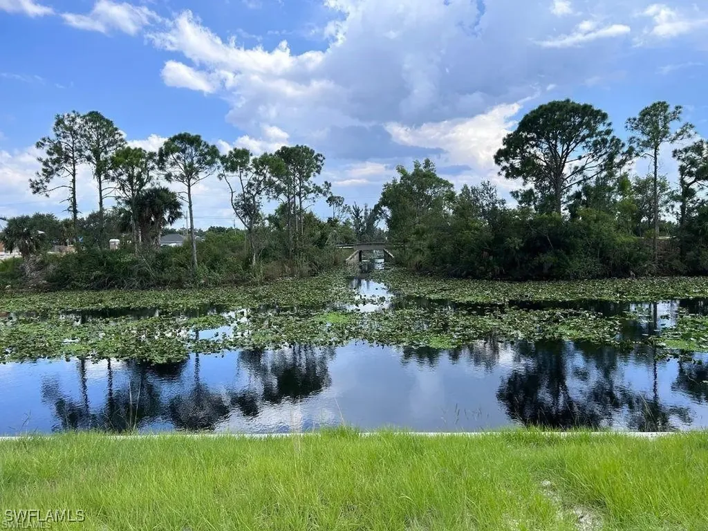 2208 NE 44th Street Cape Coral FL 33909