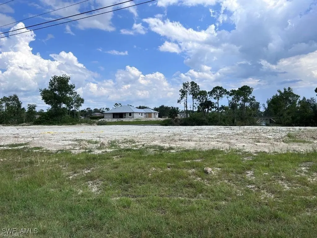 2208 NE 44th Street Cape Coral FL 33909