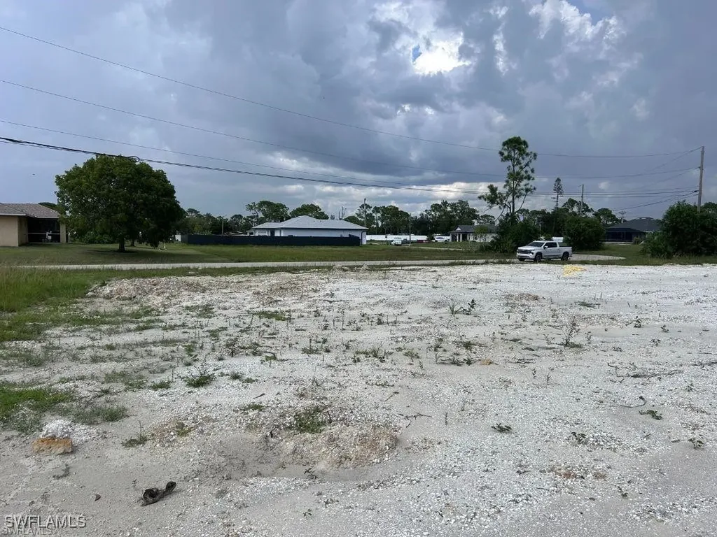 2208 NE 44th Street Cape Coral FL 33909