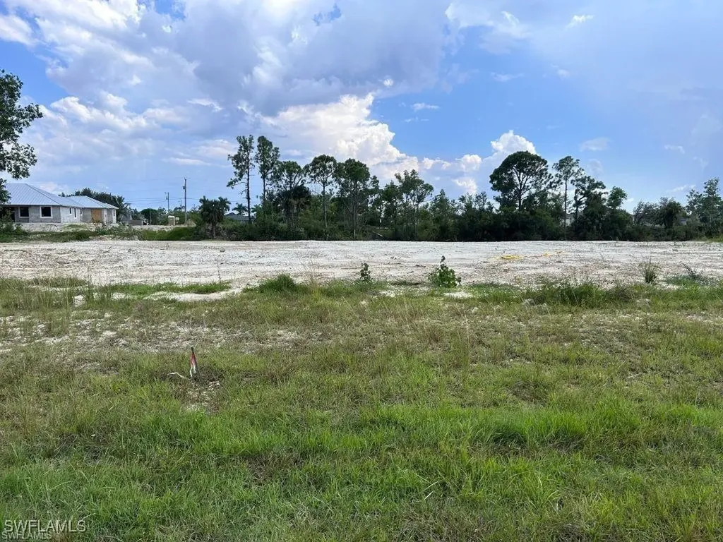 2208 NE 44th Street Cape Coral FL 33909