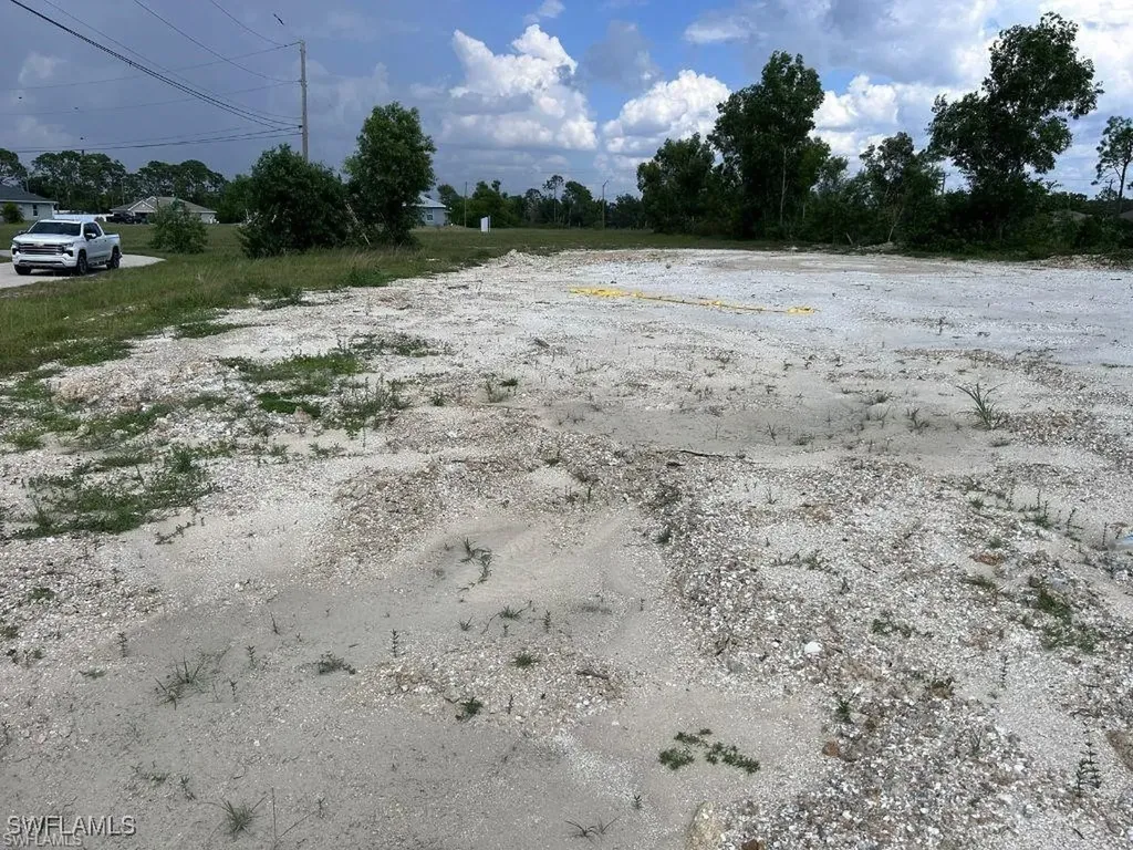 2208 NE 44th Street Cape Coral FL 33909