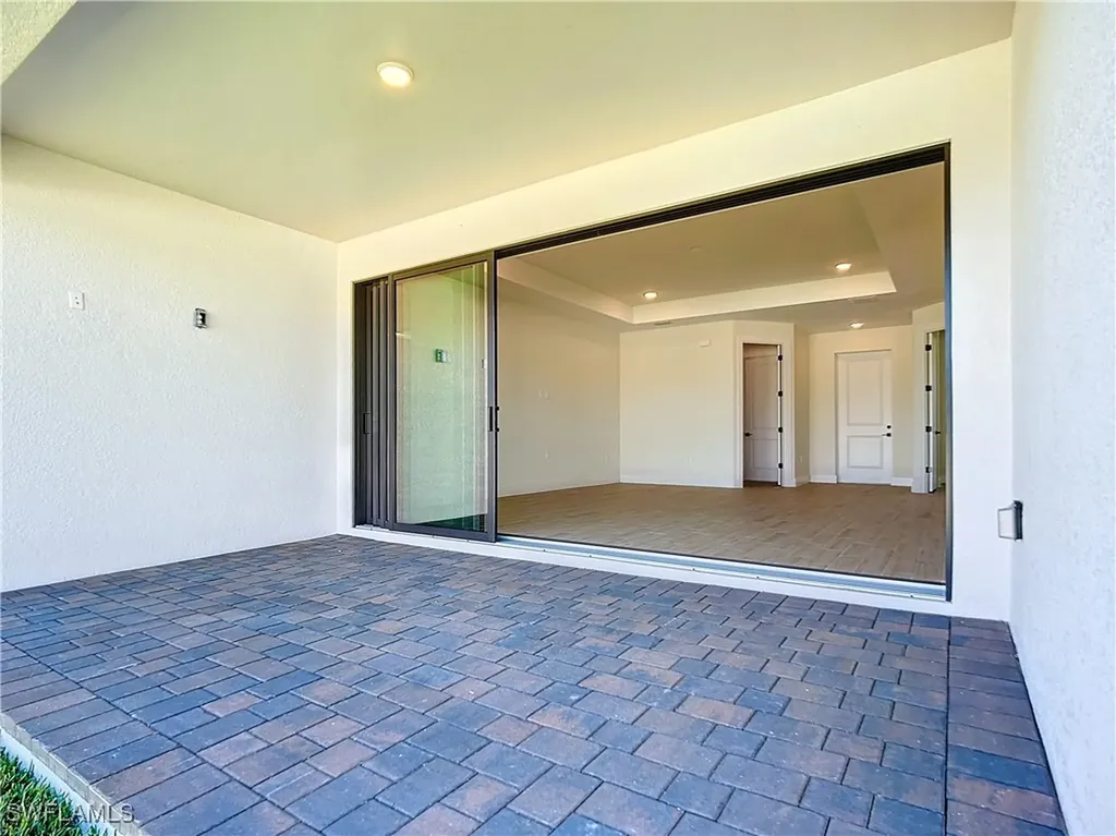 4310 NW 22nd Street Cape Coral FL 33993