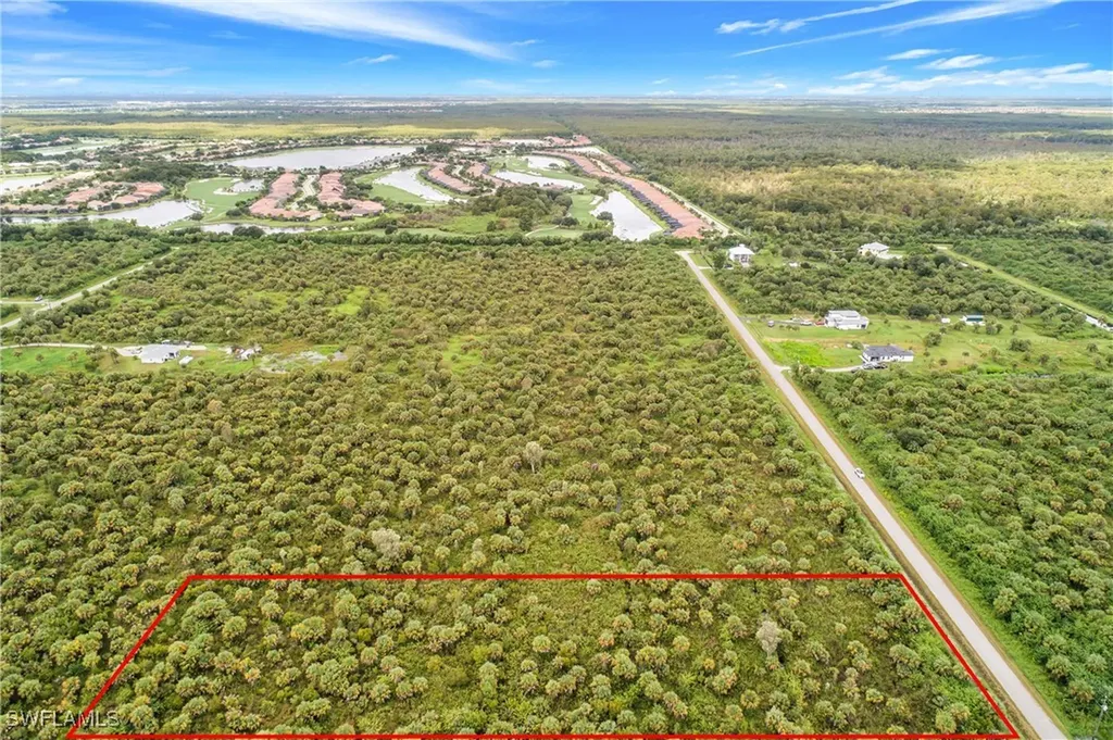 670 39th Avenue NW Naples FL 34120