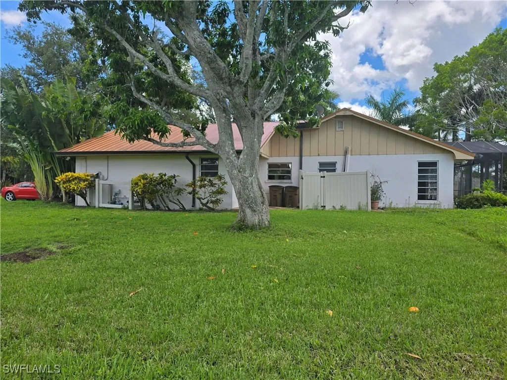 4537 E Riverside Drive Fort Myers FL 33905