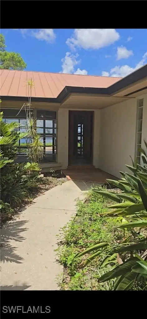 4537 E Riverside Drive Fort Myers FL 33905