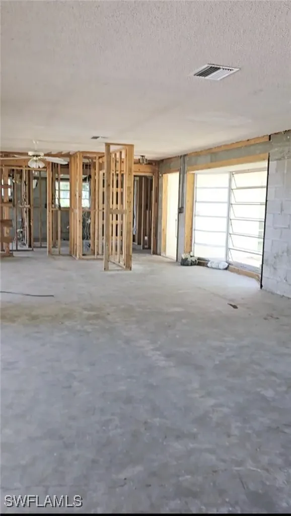4537 E Riverside Drive Fort Myers FL 33905