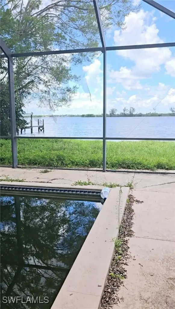 4537 E Riverside Drive Fort Myers FL 33905