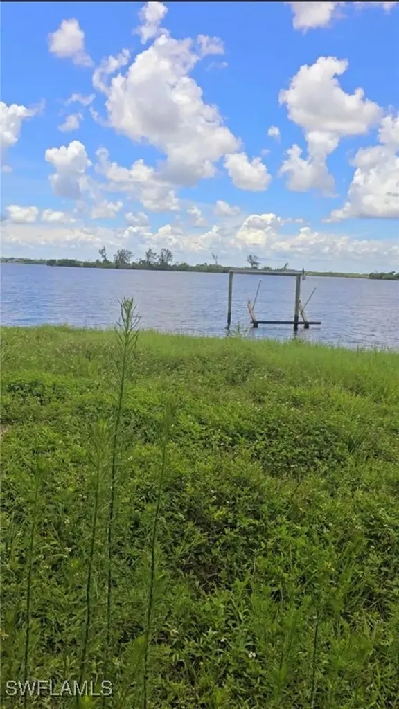 4537 E Riverside Drive Fort Myers FL 33905
