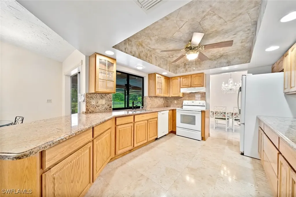 3908 SE 3rd Avenue Cape Coral FL 33904