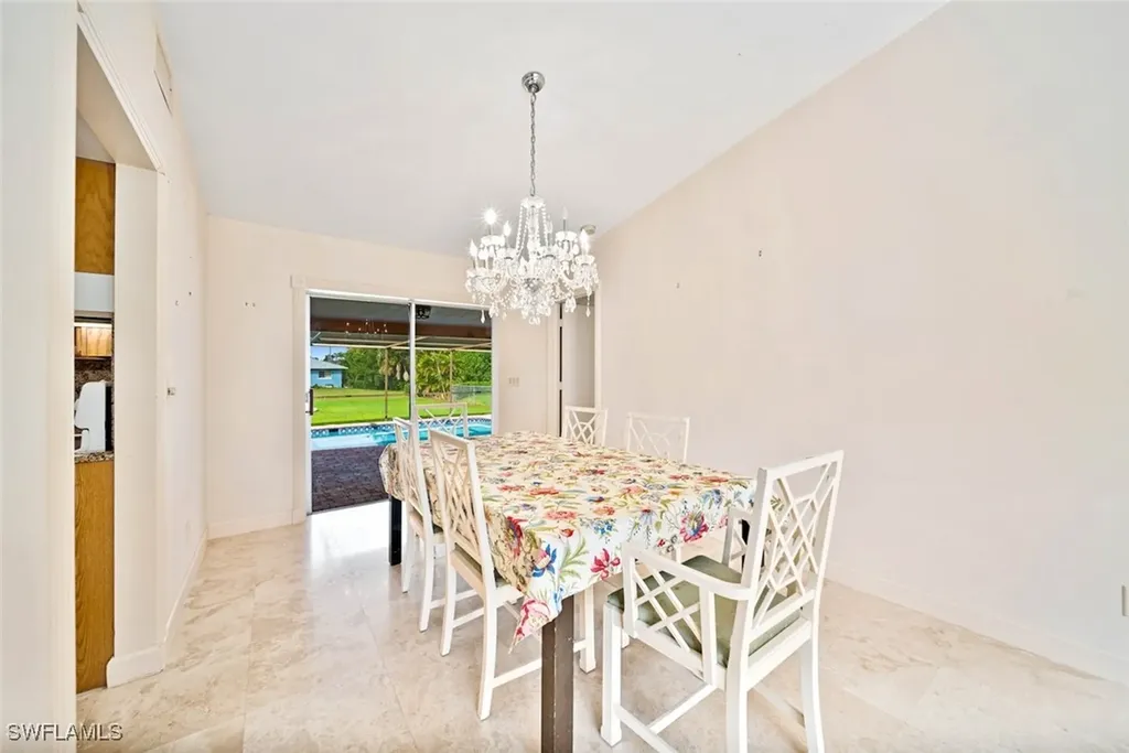 3908 SE 3rd Avenue Cape Coral FL 33904