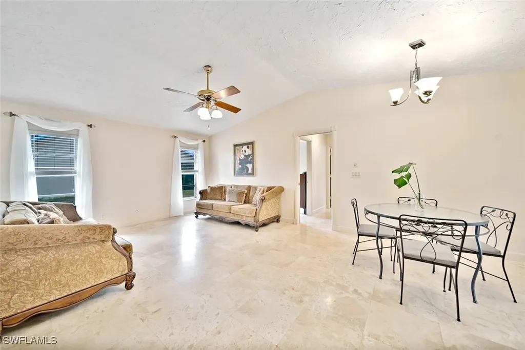 3908 SE 3rd Avenue Cape Coral FL 33904
