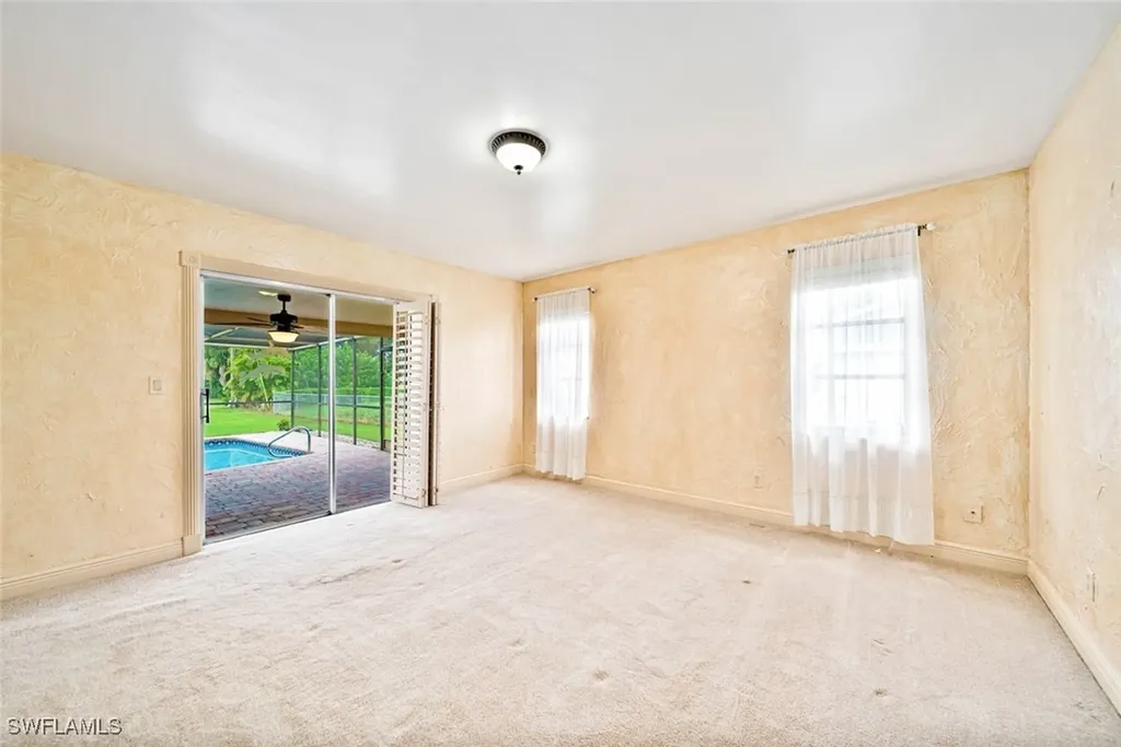 3908 SE 3rd Avenue Cape Coral FL 33904