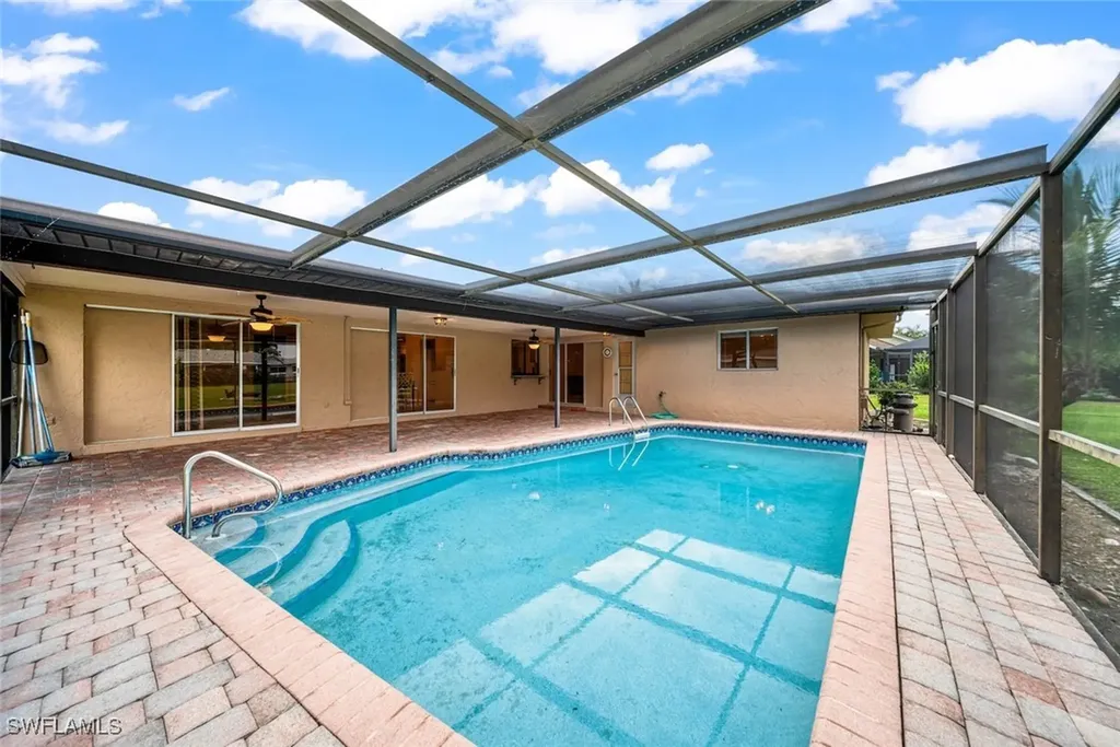 3908 SE 3rd Avenue Cape Coral FL 33904