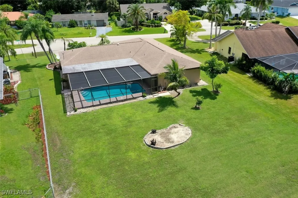 3908 SE 3rd Avenue Cape Coral FL 33904