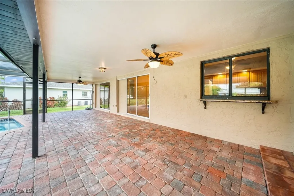 3908 SE 3rd Avenue Cape Coral FL 33904