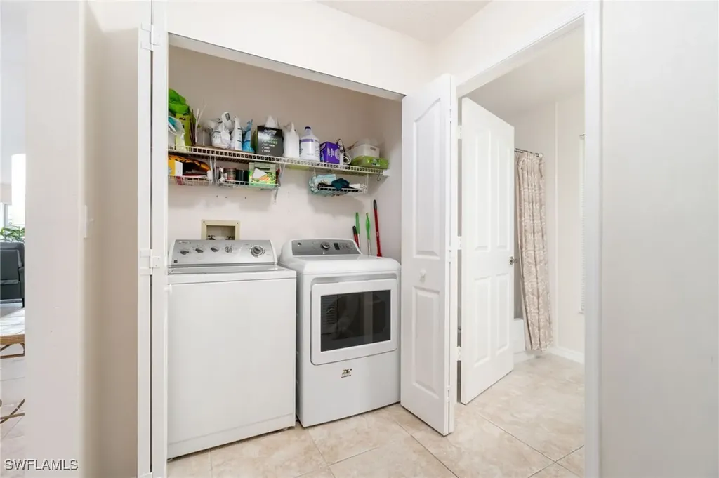 850 New Waterford Drive Naples FL 34104