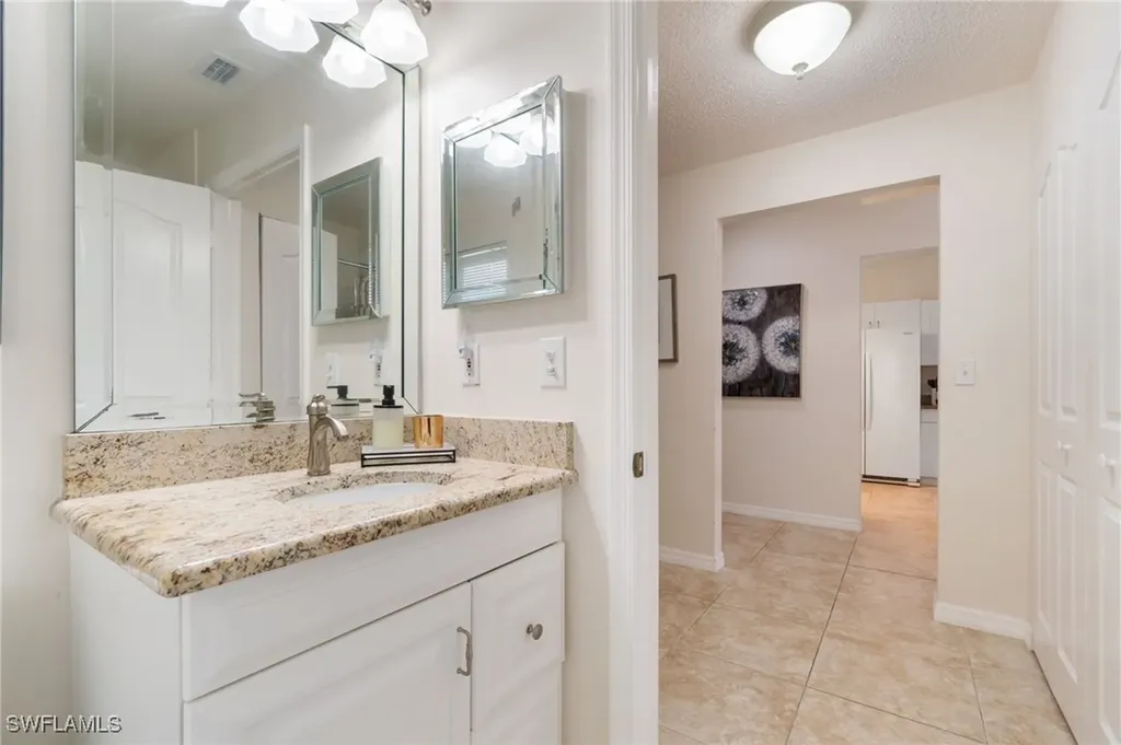 850 New Waterford Drive Naples FL 34104