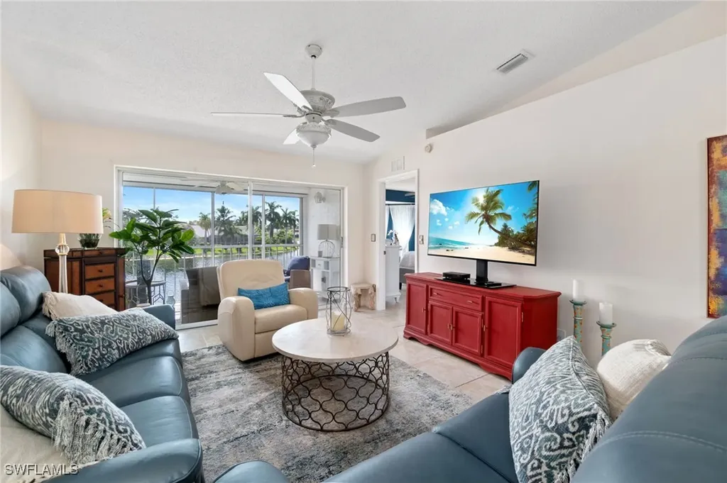 850 New Waterford Drive Naples FL 34104