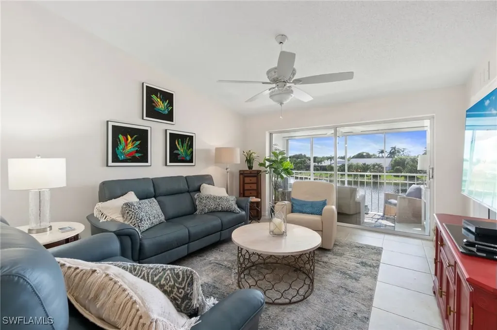 850 New Waterford Drive Naples FL 34104