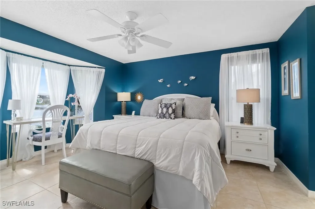 850 New Waterford Drive Naples FL 34104