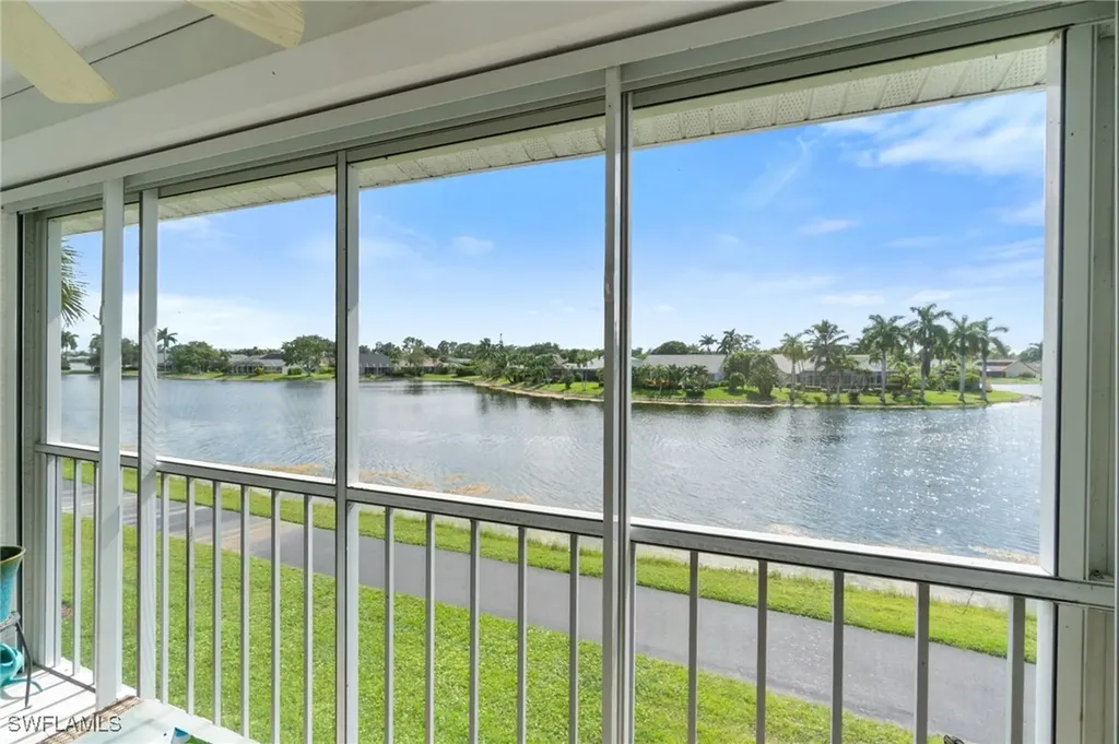 850 New Waterford Drive Naples FL 34104