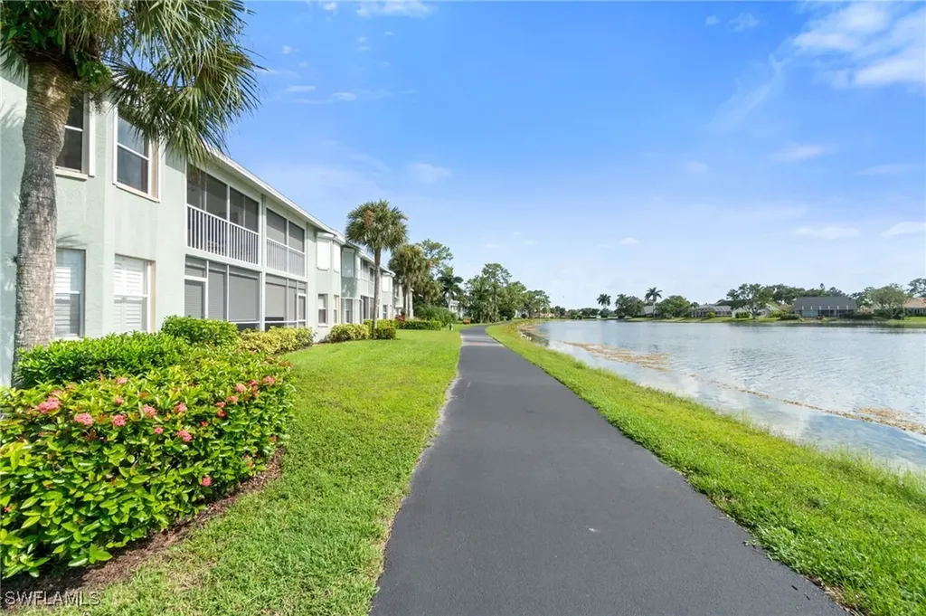 850 New Waterford Drive Naples FL 34104