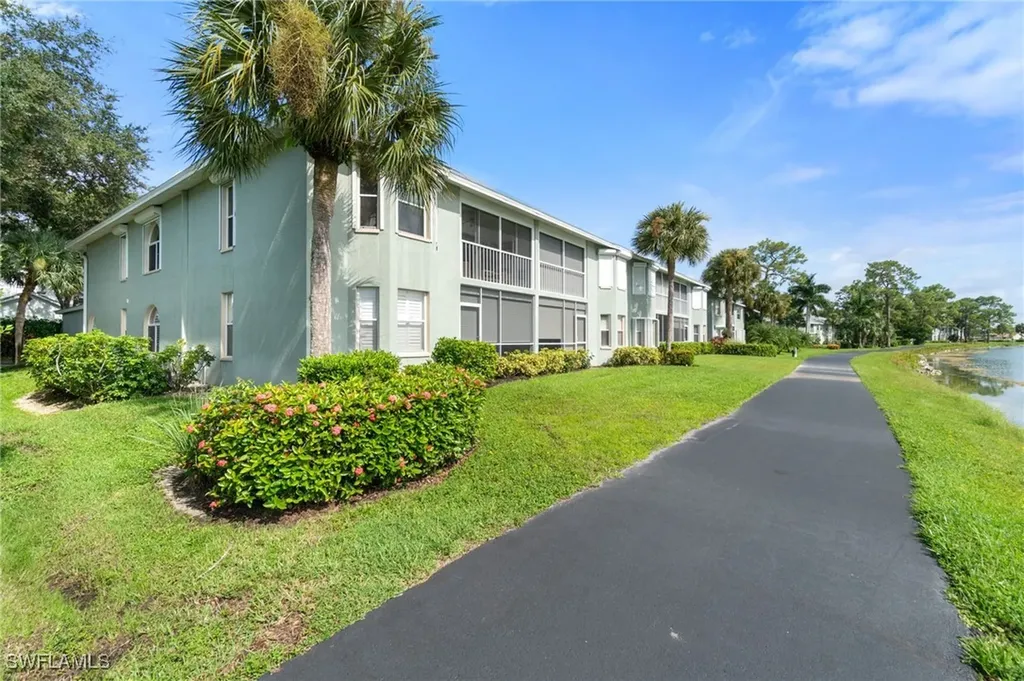 850 New Waterford Drive Naples FL 34104