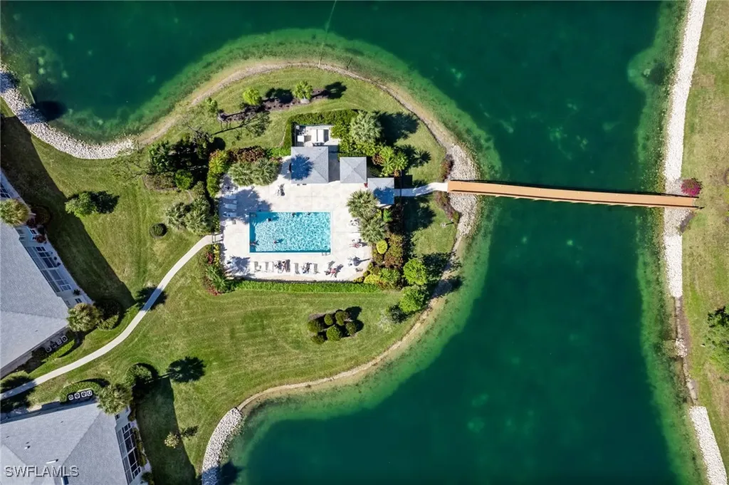 850 New Waterford Drive Naples FL 34104