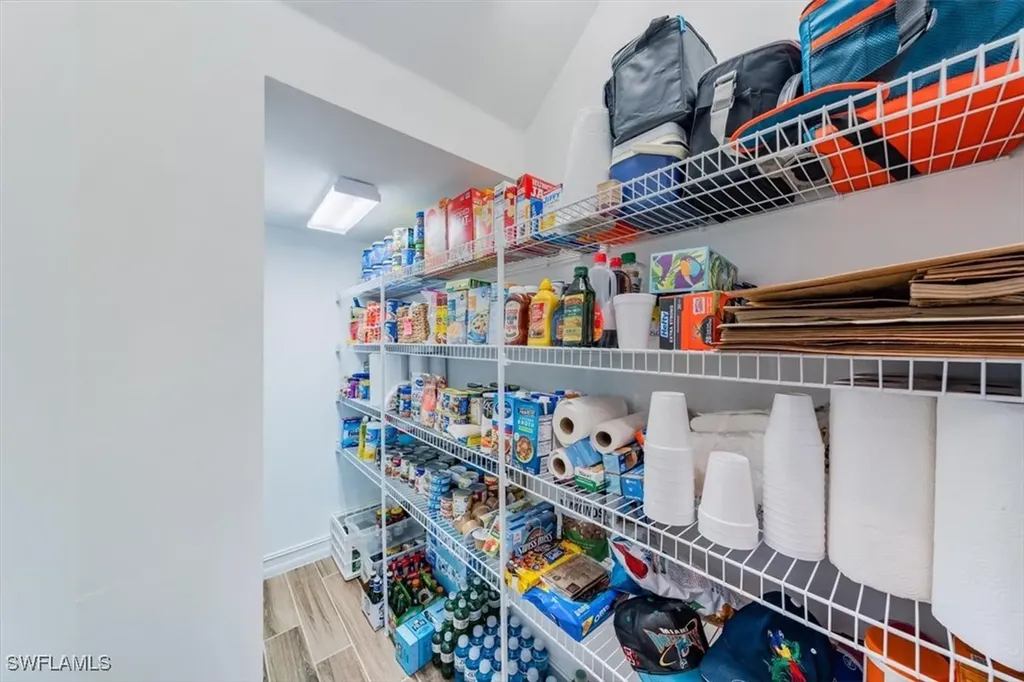 1538 Mockingbird Drive Naples FL 34120