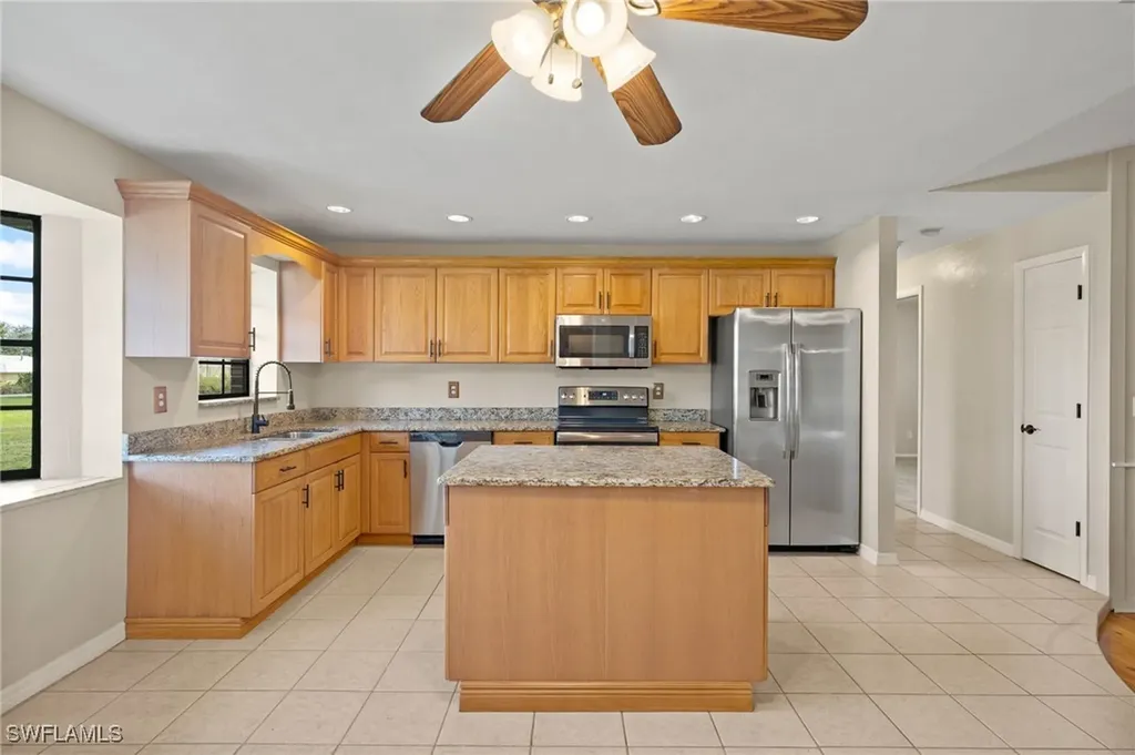 2280 Herzog Road Alva FL 33920