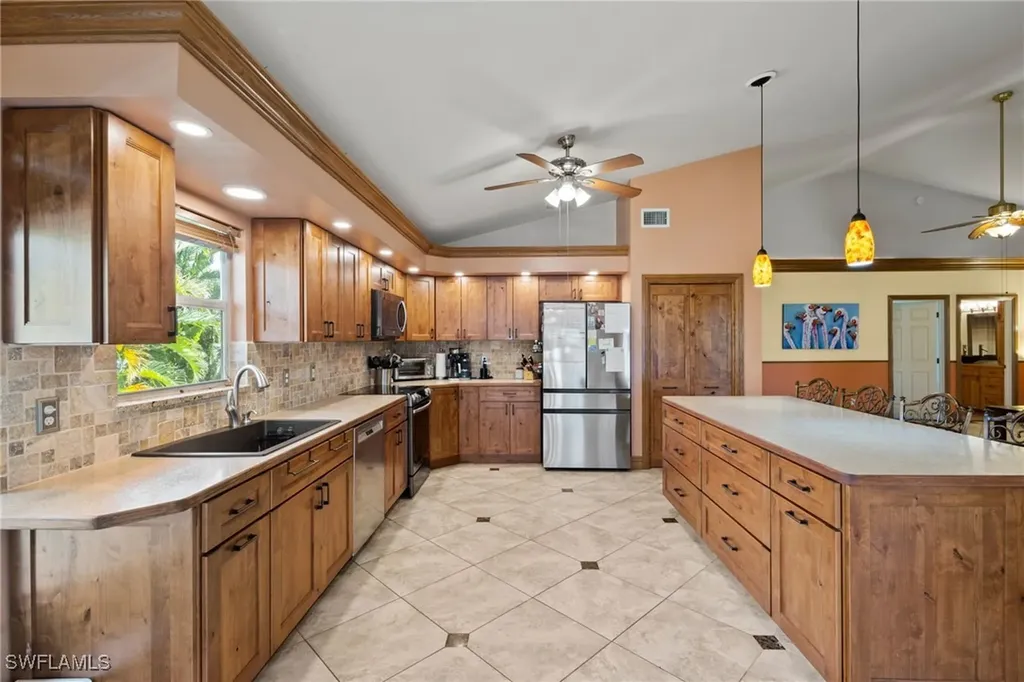 10610 Habitat Trail Bokeelia FL 33922