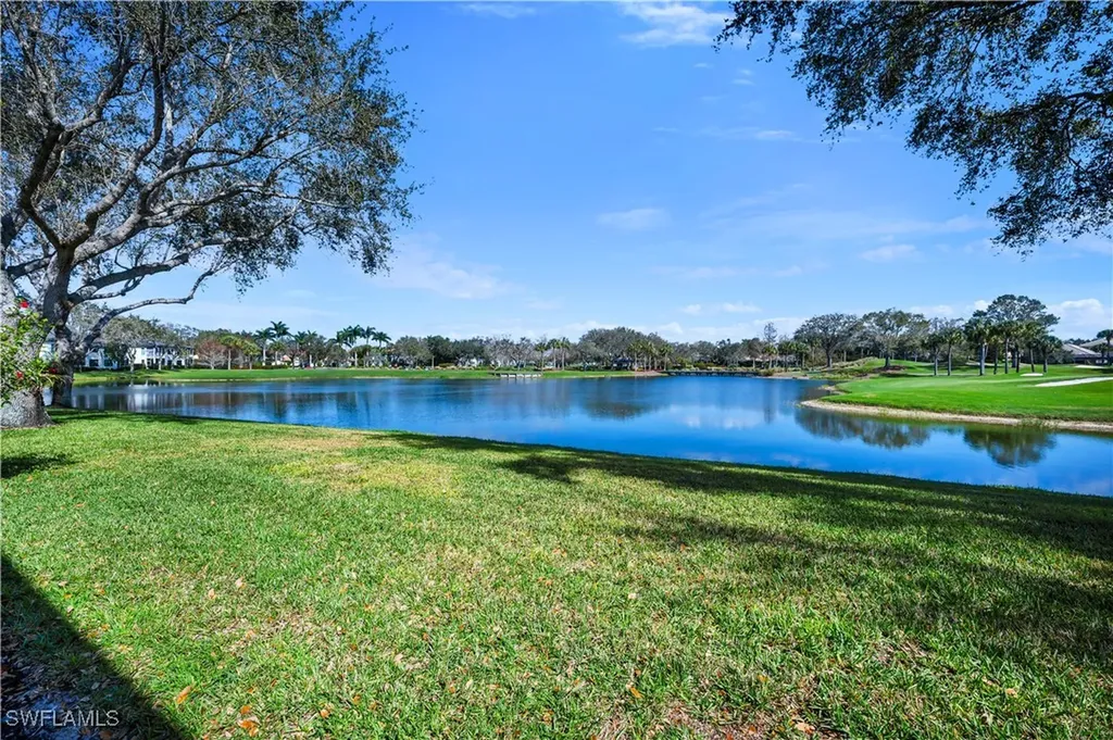 2427 Ravenna Blvd, #101 Naples FL 34109