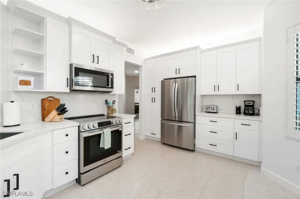 2427 Ravenna Blvd, #101 Naples FL 34109
