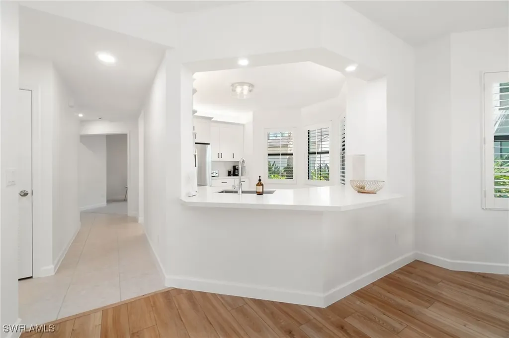 2427 Ravenna Blvd, #101 Naples FL 34109