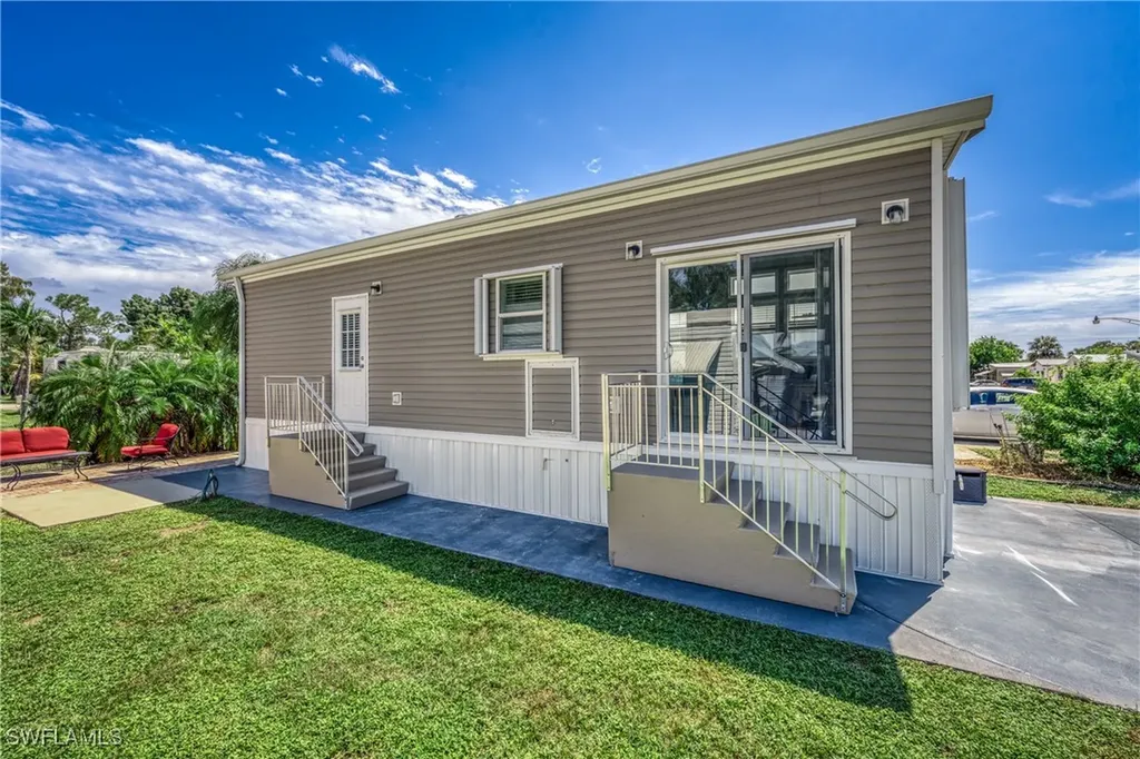 178 Panther Pass Circle Naples FL 34114