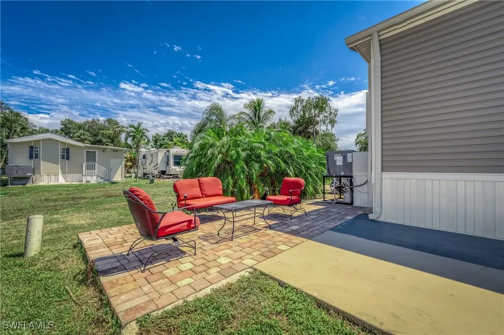 178 Panther Pass Circle Naples FL 34114